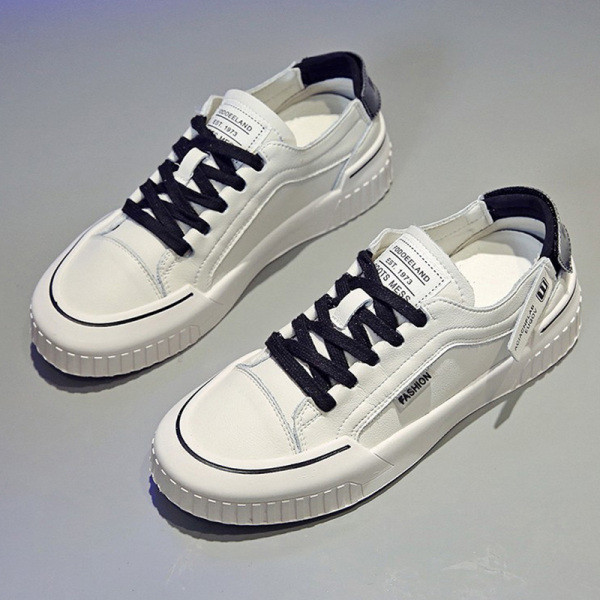 Eko bőrből készült alkalmi női sportcipő lapos talppal és színes megkötőkkel