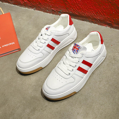 Naiste rihmade ja lameda tallaga tossud - valget värvi ökonahast