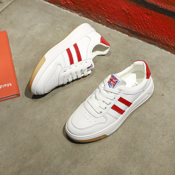 Naiste rihmade ja lameda tallaga tossud - valget värvi ökonahast