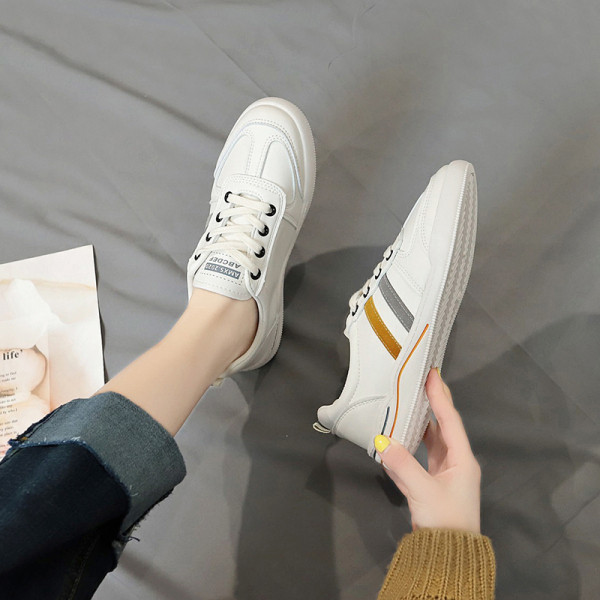 Naiste vabaaja tossud ökonahast värviliste triipude ja lameda tallaga