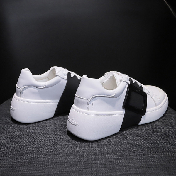 Naiste vabaaja värvilise pandlaga kunstnahast tossud