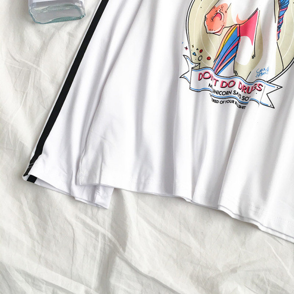 Naiste vabaaja pluus ääristega varrukatel ja ükssarviku aplikatsiooniga