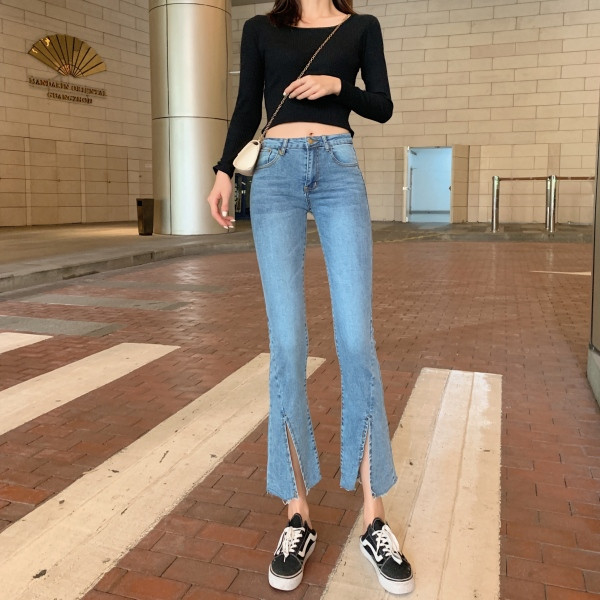 Moodsad lõhikutega naiste Charlestoni teksad