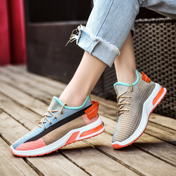 Naiste värvilised paelte ja lameda tallaga tossud