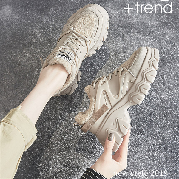 Női téli tornacipő puha béléssel és durva talppal