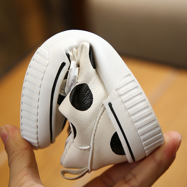 Napi pöttyös gyerekcipők lányoknak és fiúknak