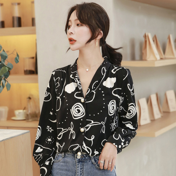 Új modell női ing klasszikus gallérral és gombokkal