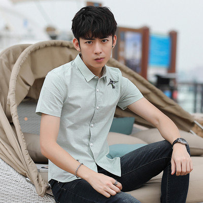 Стилна мъжка риза с класическа яка и бродерия