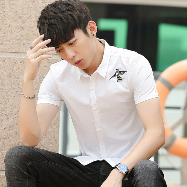 Стилна мъжка риза с класическа яка и бродерия