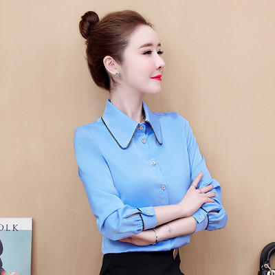 Alkalmi női szatén ing klasszikus gallérral és gombokkal