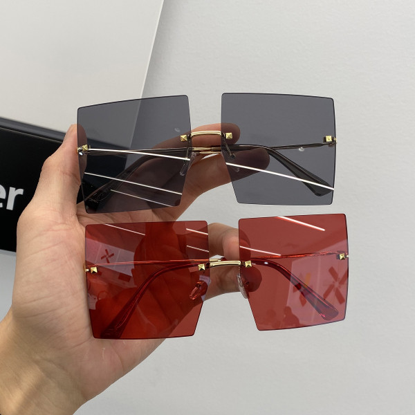 Praegused retro stiilis naiste kandilised päikeseprillid