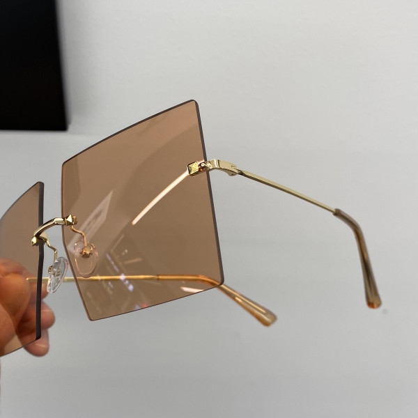 Praegused retro stiilis naiste kandilised päikeseprillid