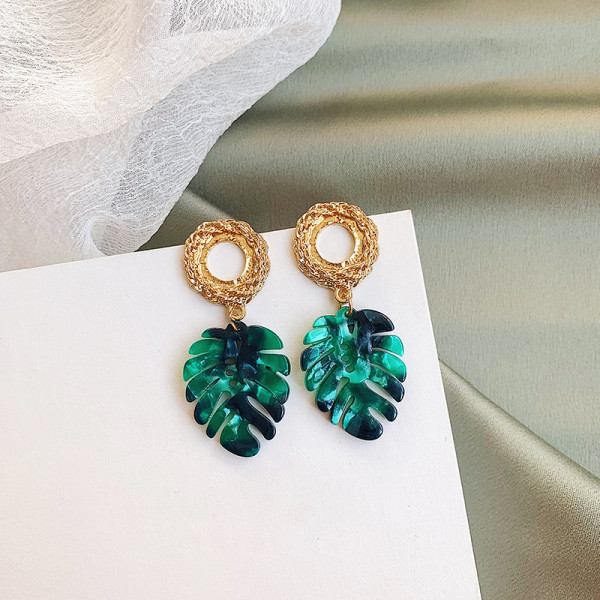 Igapäevased lehekujulised naiste kõrvarõngad