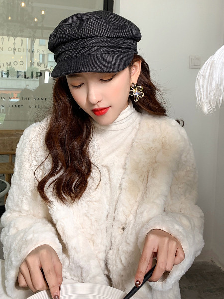 Stiilsed naiste lillekujulised kivikestega kõrvarõngad