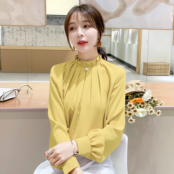 Stílusos női ing magas gallérral és hosszú ujjal