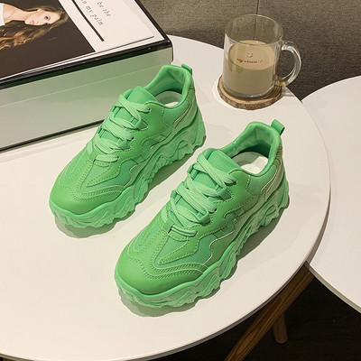 Alkalmi női tornacipő durva talppal, többféle neon színben