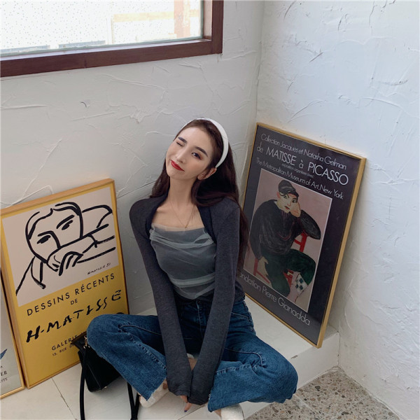 Modern női blúz tüll részletekkel