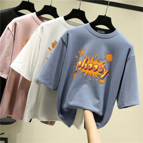 Modern női póló színes rátéttel és rövid ujjal