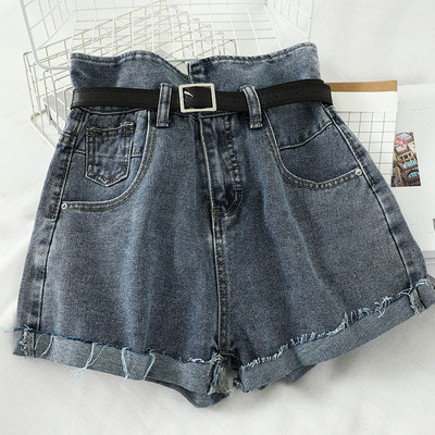 Alkalmi rövidnadrág széles modell magas derékkal és zsebekkel