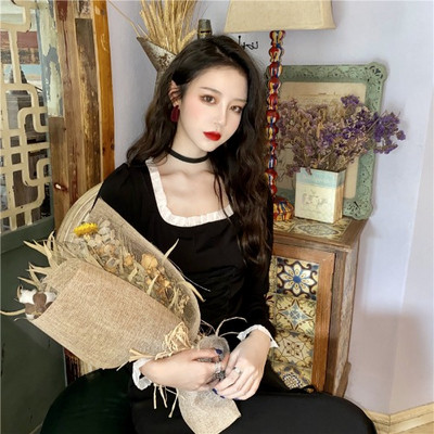 Pikk naiste retrokleit kandilise dekoltee ja lipsudega