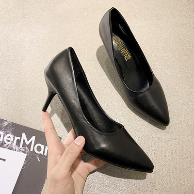 Női alkalmi hegyes cipő 6 cm-es sarokkal