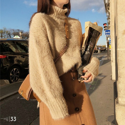 Γυναικείο χνουδοτό μοντέρνο πουλόβερ με ψηλό γιακά