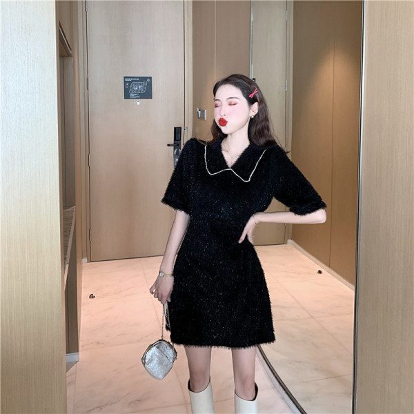 Naiste sulekleit krae ja kivikestega