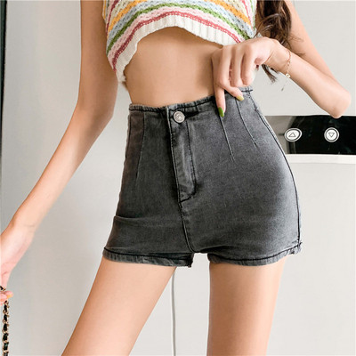 Lühikesed kõrge vöökohaga naiste liibuvad teksad