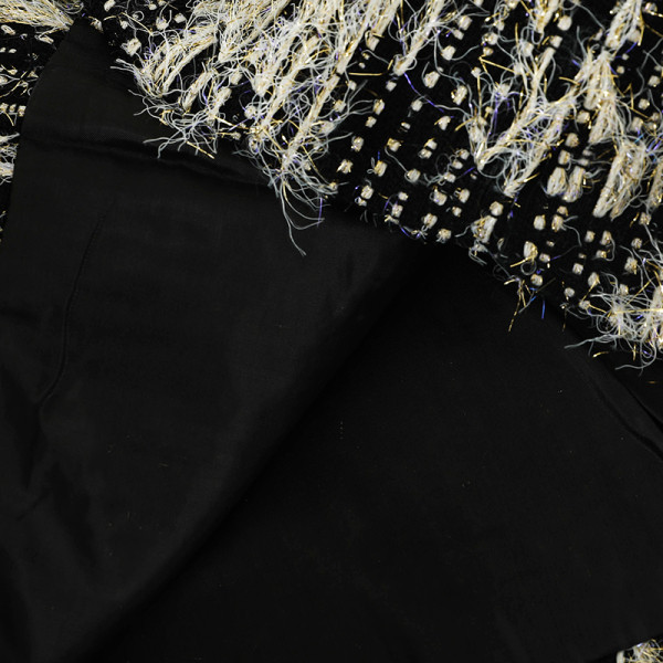 Stiilne kaheosaline naiste komplekt - lühike pärlipaeltega pluus ja kõrge vöökohaga seelik