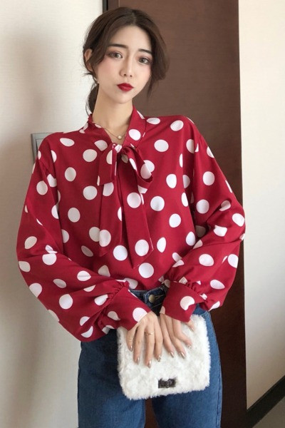 Modern női ing gallérral, szalaggal