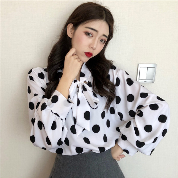 Modern női ing gallérral, szalaggal