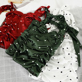 Modern női mellszoba pöttyökkel és húzózsinórral