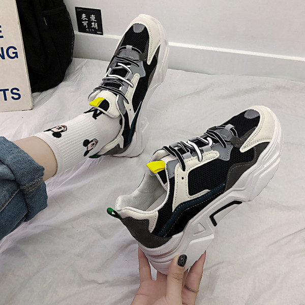 Uus mudel ökoseemisnahast naiste tossud paelte ja lameda tallaga