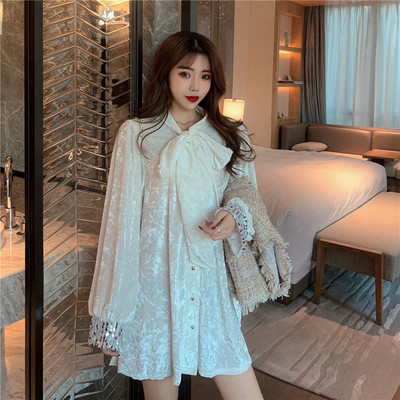 Vintage bársony női ruha gallérral, szalaggal és flitterekkel