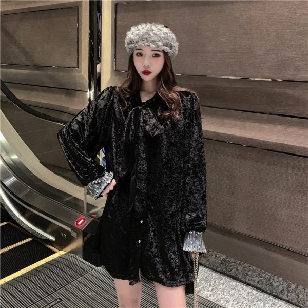 Vintage bársony női ruha gallérral, szalaggal és flitterekkel