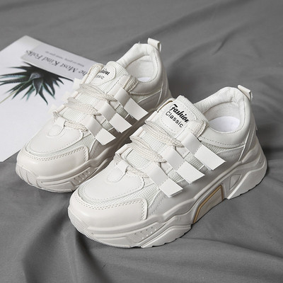 Eko bőrből és textilből készült rugós tornacipők új modellje