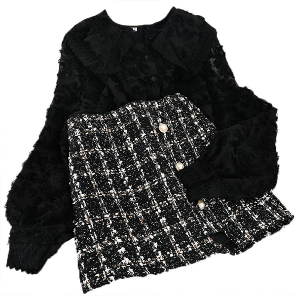 Stílusos női szett két részből - ing és szoknya gombokkal