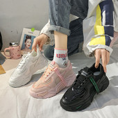 Alkalmi, légáteresztő női tornacipő ökobőr nyakkendőkkel