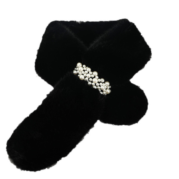 Stilīga, pūkaina sieviešu šalle ar dekoratīvām pērlēm