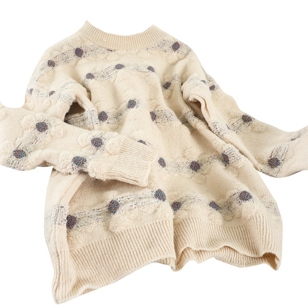 Moodne naiste kampsun ovaalse kaelusega, pikkade varrukatega ja lillemotiividega