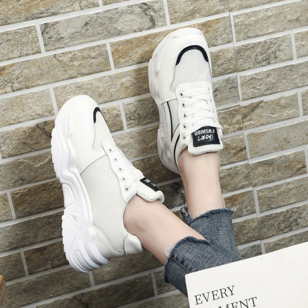 Alkalmi női légáteresztő tornacipő fűzővel és lapos talppal