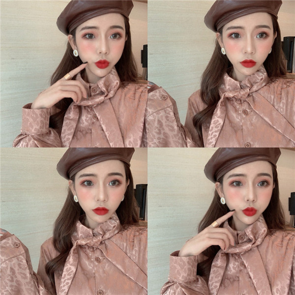 Satiinist naiste särk leopardimustri ja paelaga