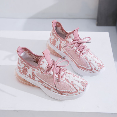 UUS Praegused naiste hingavad tossud paelte ja lameda tallaga