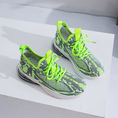 UUS Praegused naiste hingavad tossud paelte ja lameda tallaga