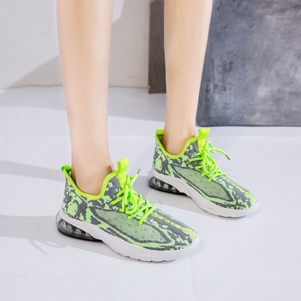 UUS Praegused naiste hingavad tossud paelte ja lameda tallaga