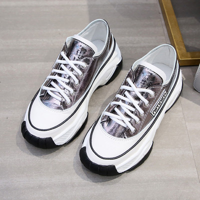 Uus mudel paelte ja kõrge tallaga naiste tossud