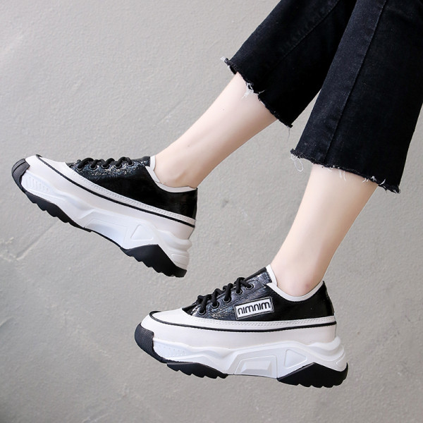 Uus mudel paelte ja kõrge tallaga naiste tossud