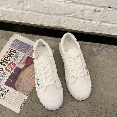 Lameda talla, aplikatsiooni ja lipsudega vabaaja naiste tossud