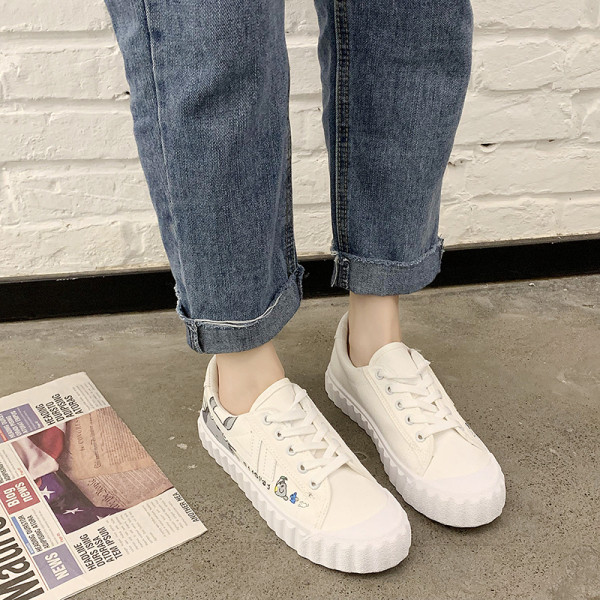 Lameda talla, aplikatsiooni ja lipsudega vabaaja naiste tossud