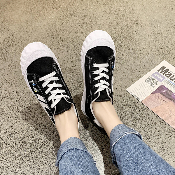 Lameda talla, aplikatsiooni ja lipsudega vabaaja naiste tossud